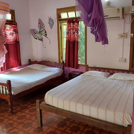 Johnson'S Homestay - Ecohouseboat Alappuzha Zimmer foto