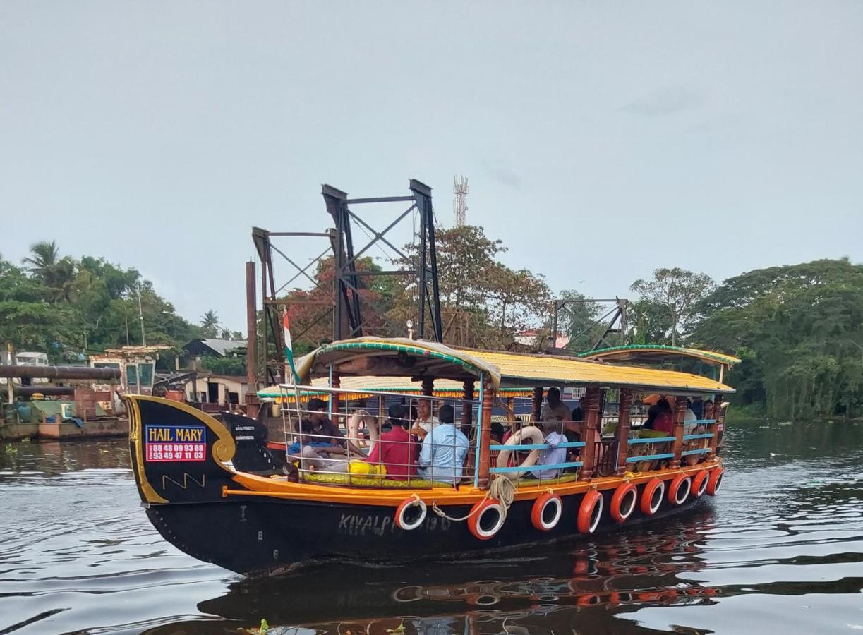 Johnson'S Homestay - Ecohouseboat Alappuzha Exterior foto