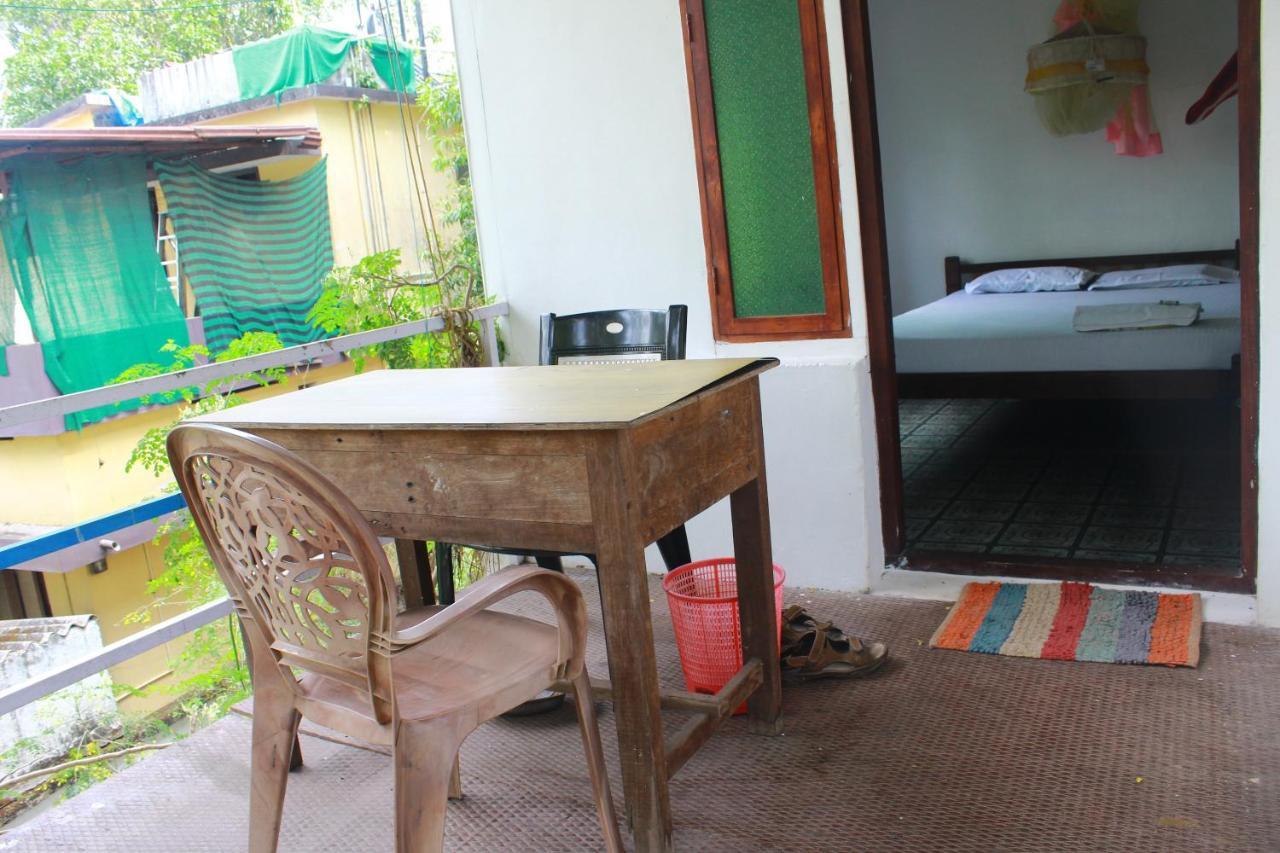 Johnson'S Homestay - Ecohouseboat Alappuzha Exterior foto